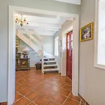 Charming Retreat In - By Traum *