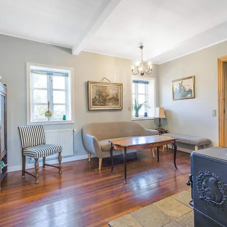 Charming Retreat In - By Traum