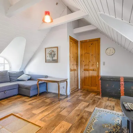 Dom wakacyjny Charming Retreat In - By Traum *